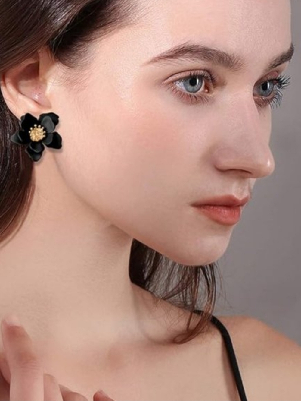 Black Flower Gothic Earrings 3D Floral Pretty Goth Girl Realistic Dark Flowers